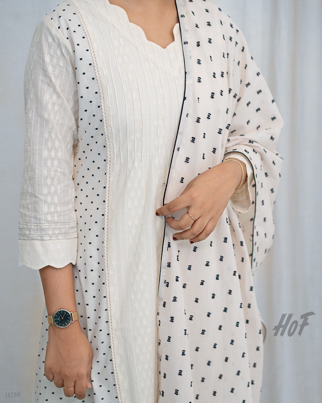 MyHof Off-White Suit Set With Black Dobby Dots In Cotton