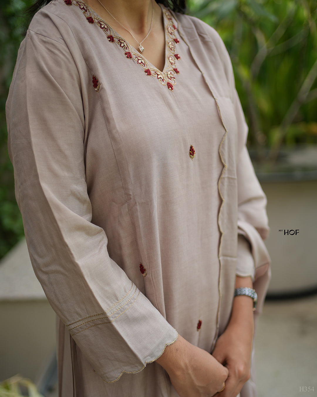 MY HOF Onion Pink Suit Set With Floral Hand Embroidery In Muslin