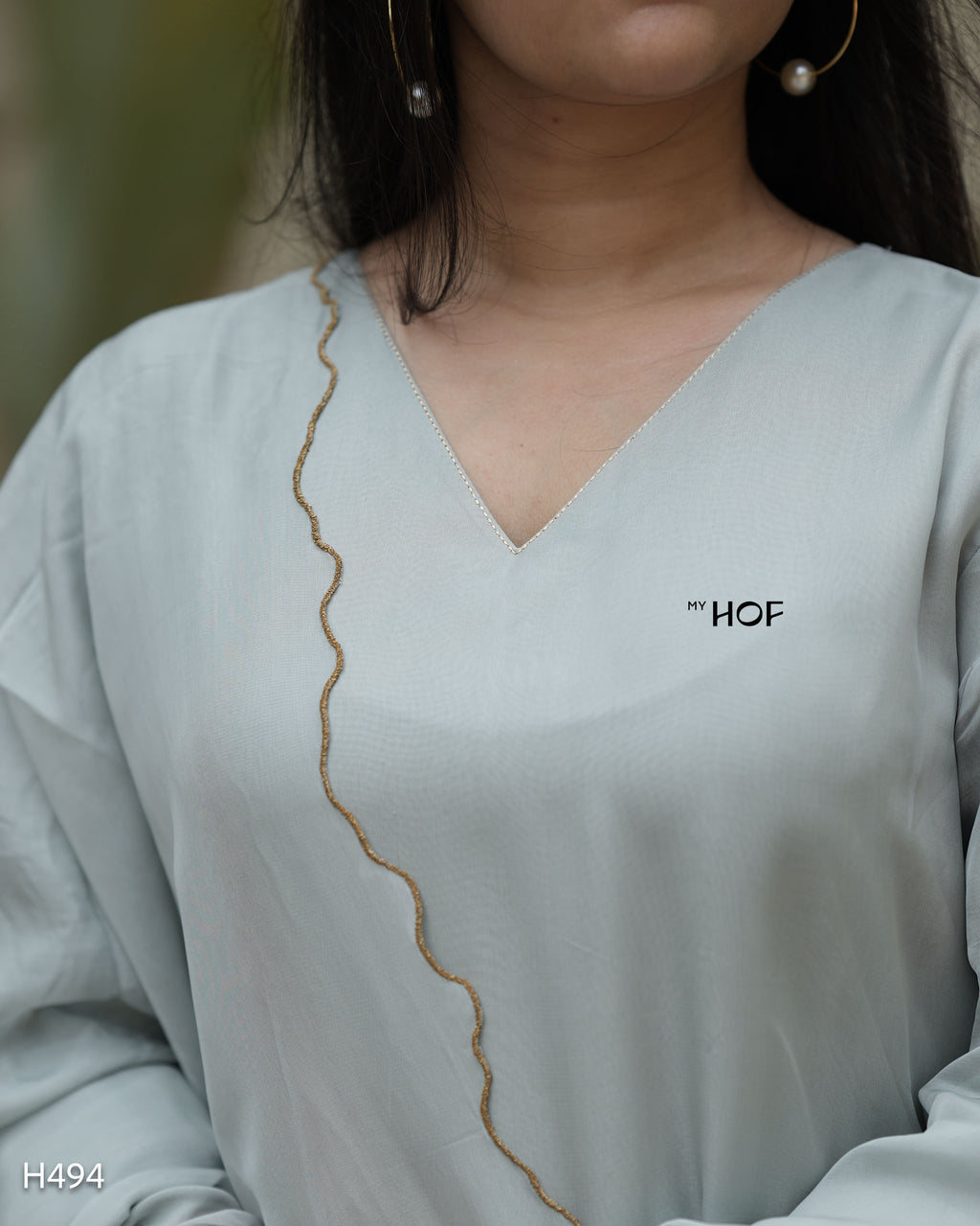 MY HOF Light Gray Suit Set With Hand Embroidery In Organza
