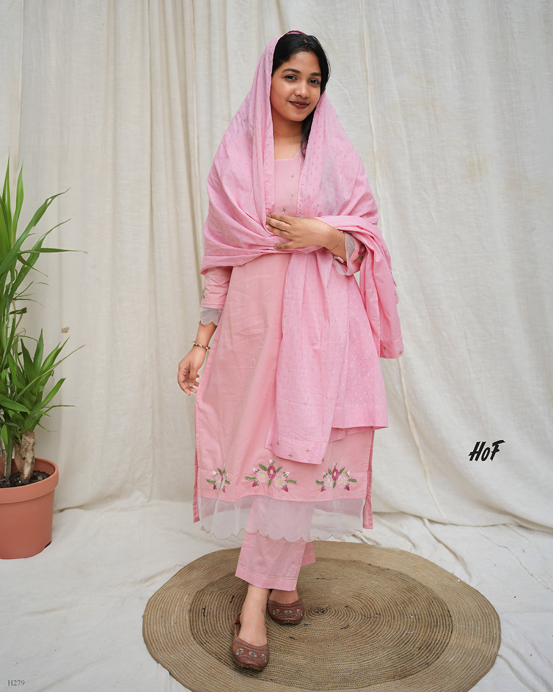 MyHof Dusty Pink Suit Set With Floral Embroidery In Cotton