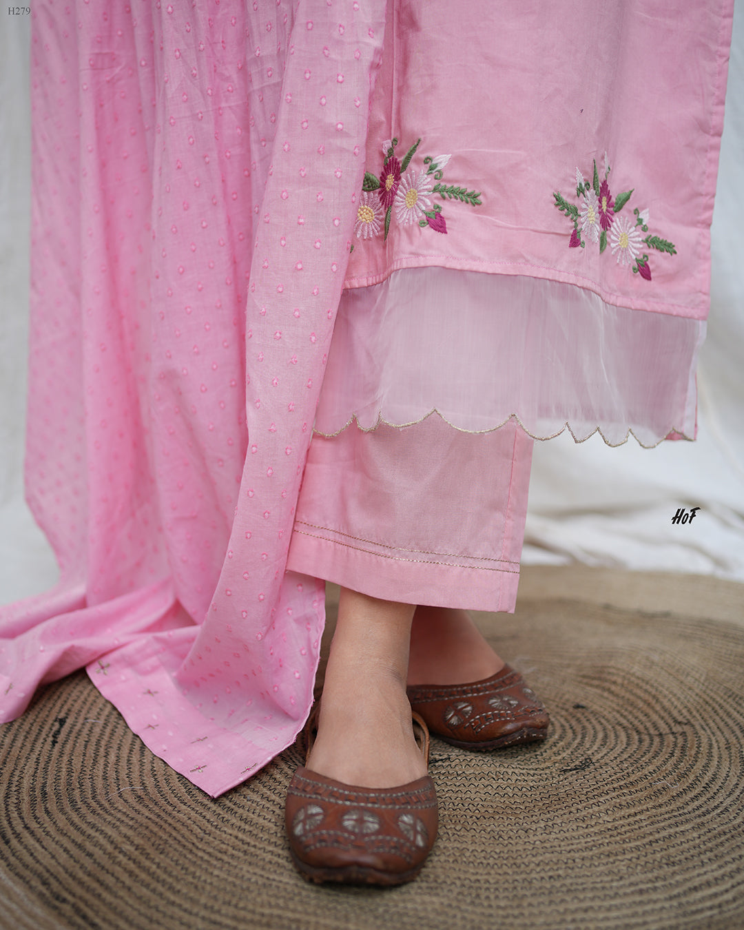 MyHof Dusty Pink Suit Set With Floral Embroidery In Cotton