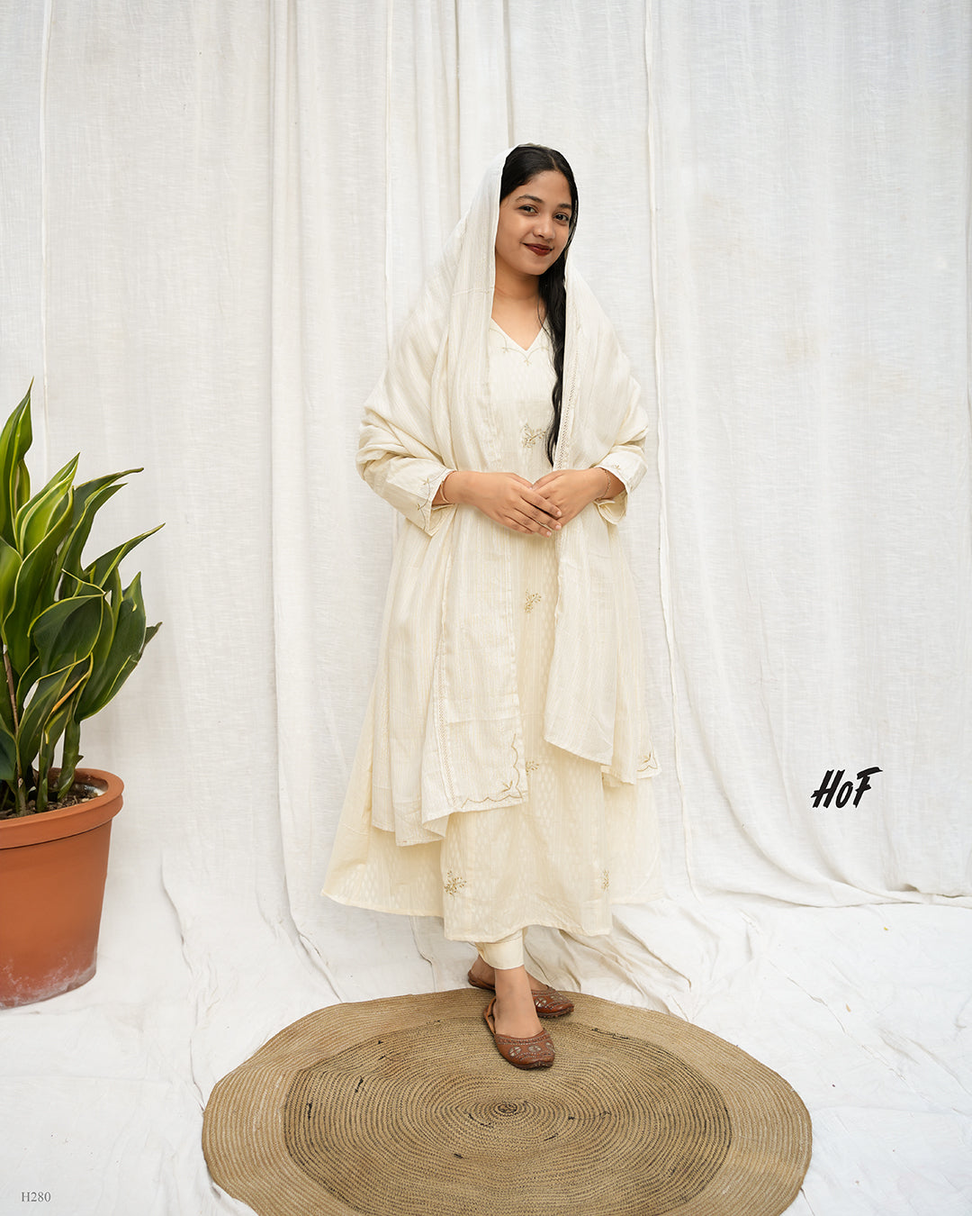 MyHof Off-White Suit Set With Floral Zari Embroidery In Cotton
