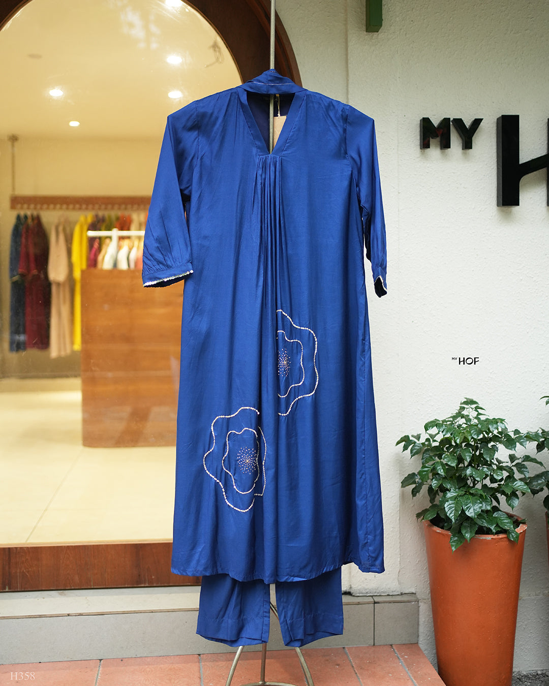 MY HOF Royal Blue Suit Set With Hand Embroidery In Muslin