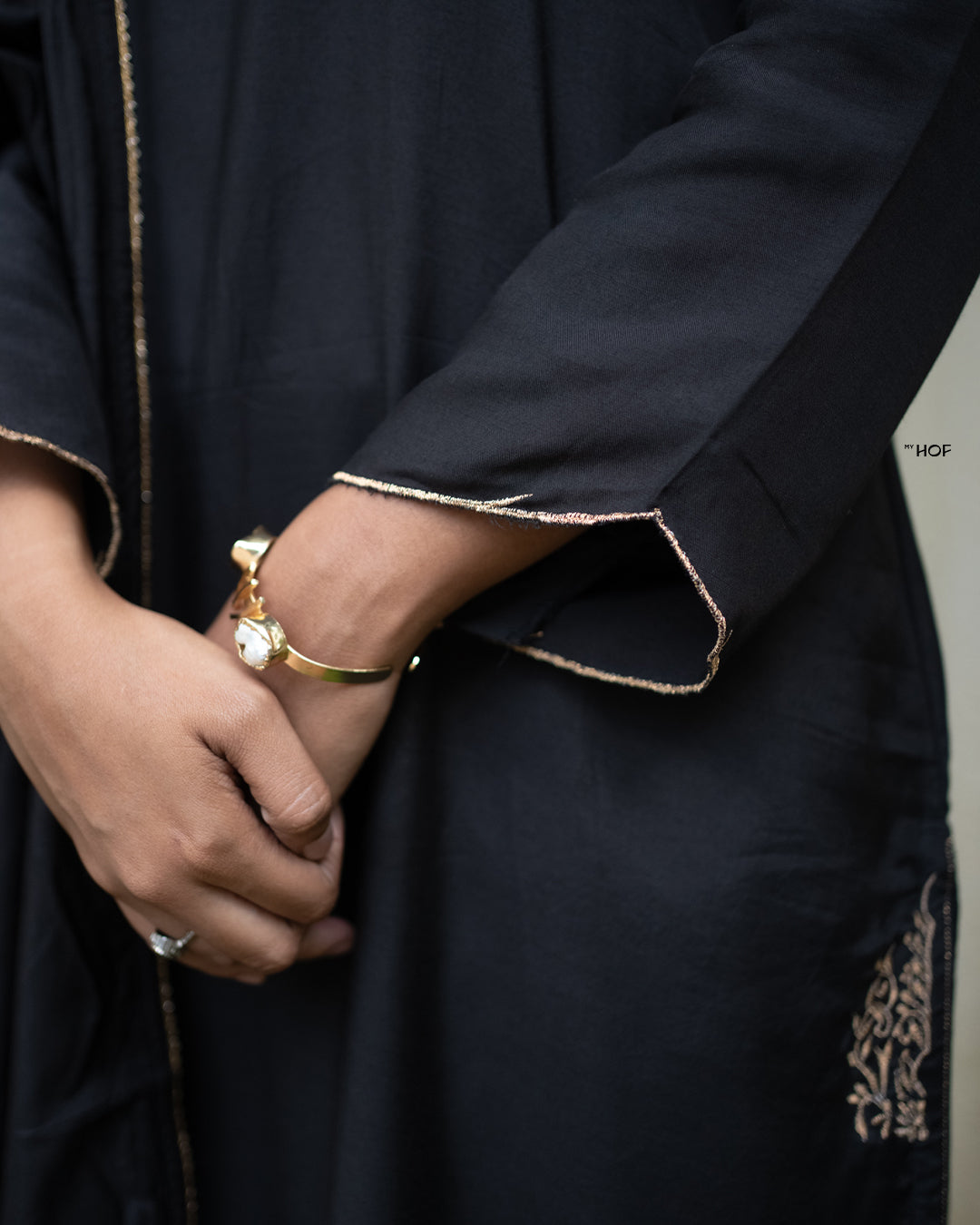 MY HOF Black Suit Set With Zari Embroidery In Muslin