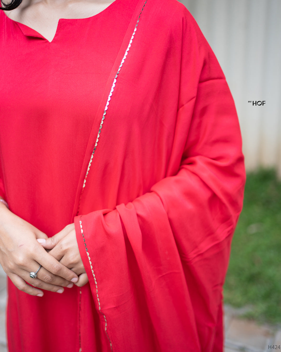 MY HOF Rani Red Suit Set With Hand Embroidery In Muslin