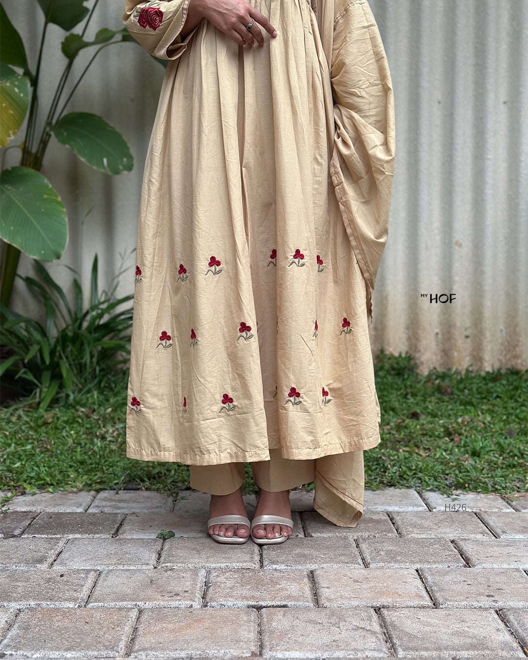 MY HOF Beige Suit Set With Floral Embroidery In Cotton