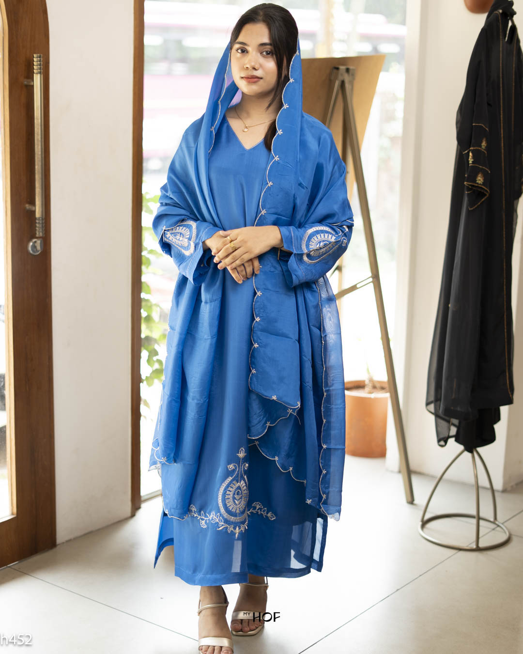 MY HOF Electric Blur Suit Set With Floral Embroidery In Glossy Organza