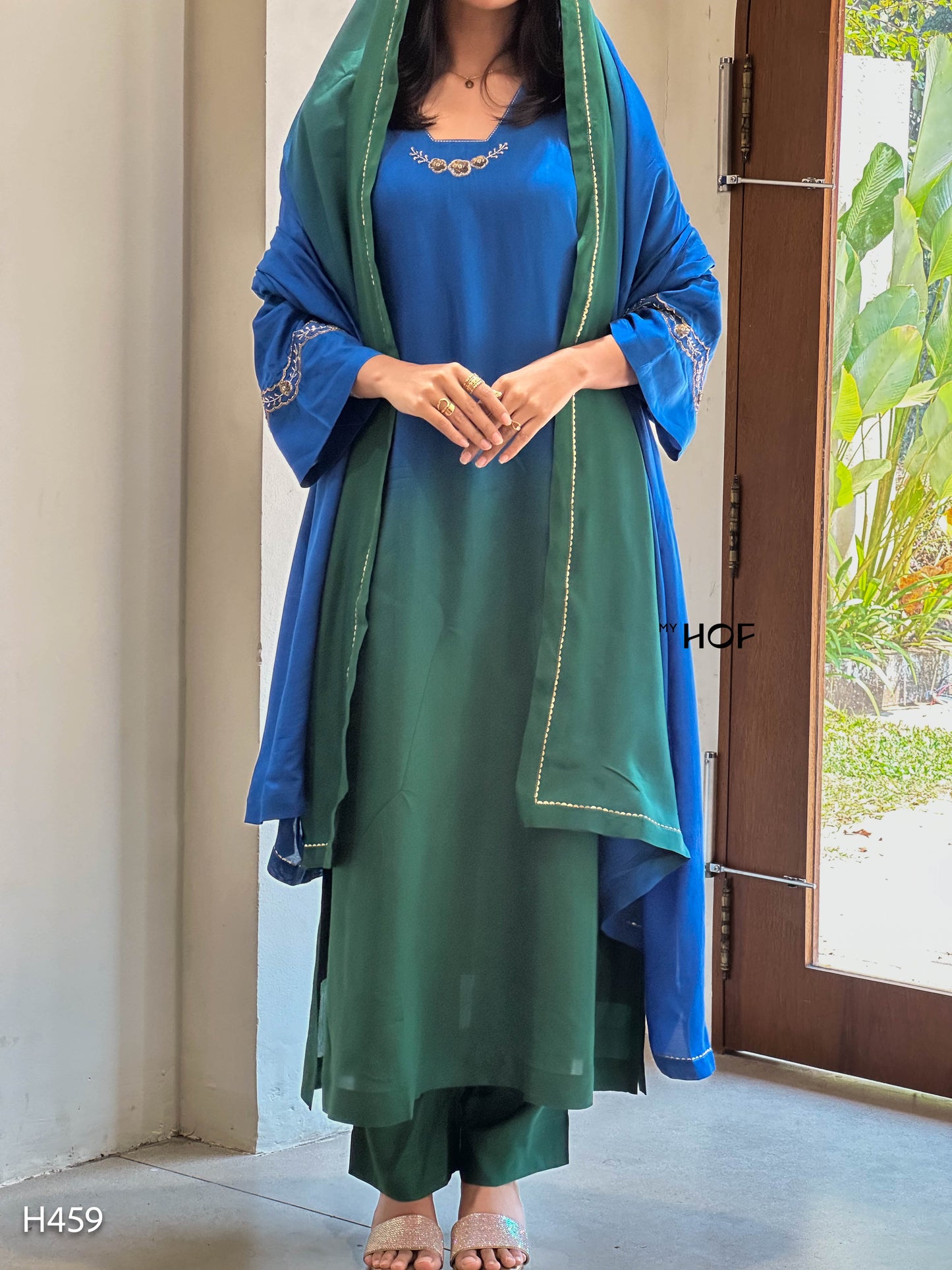 MY HOF Dual Shade Suit Set With Hand Embroidery In Muslin