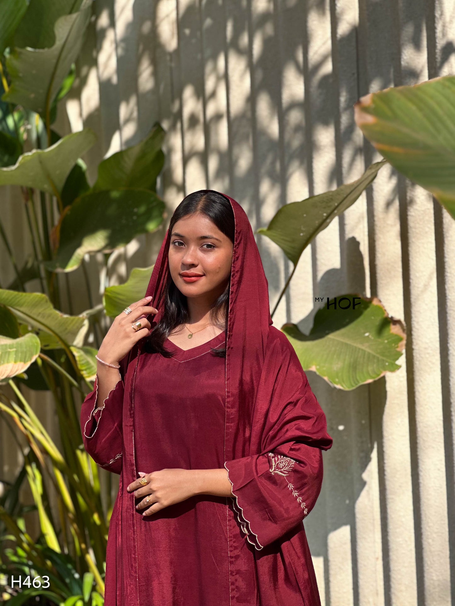 MY HOF Dark Maroon Suit Set With Floral Thread Embroidery In Muslin