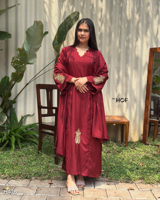 MY HOF Dark Maroon Suit Set With Hand Embroidery In Muslin