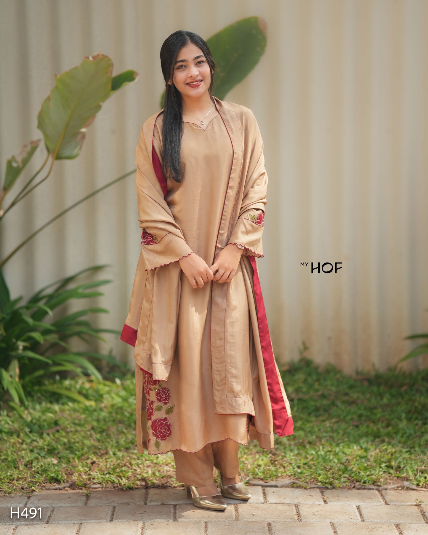 MY HOF Caramel Suit Set With Floral Thread Embroidery In Crepe