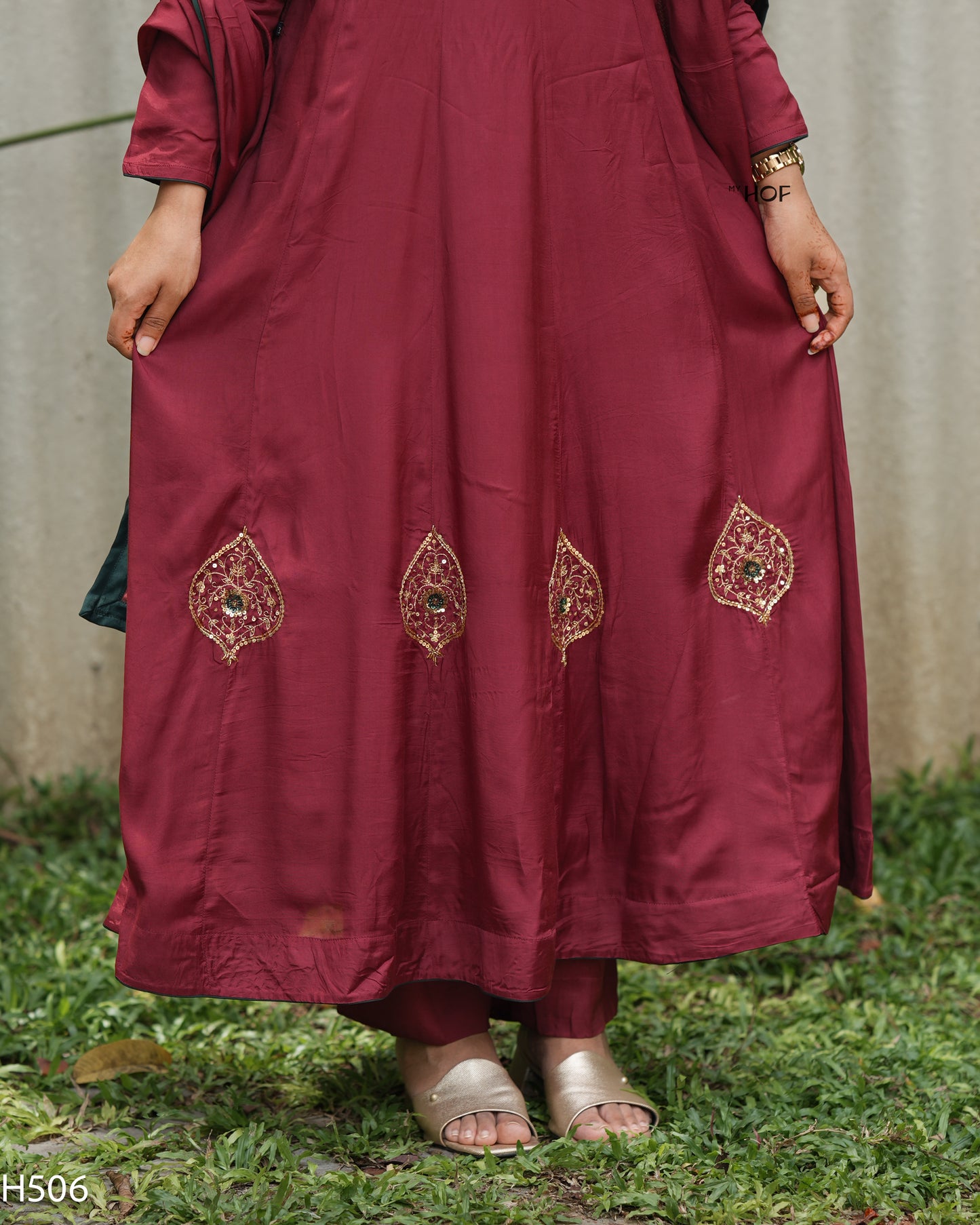 MY HOF Maroon Suit Set With Wand Embroidery In Muslin