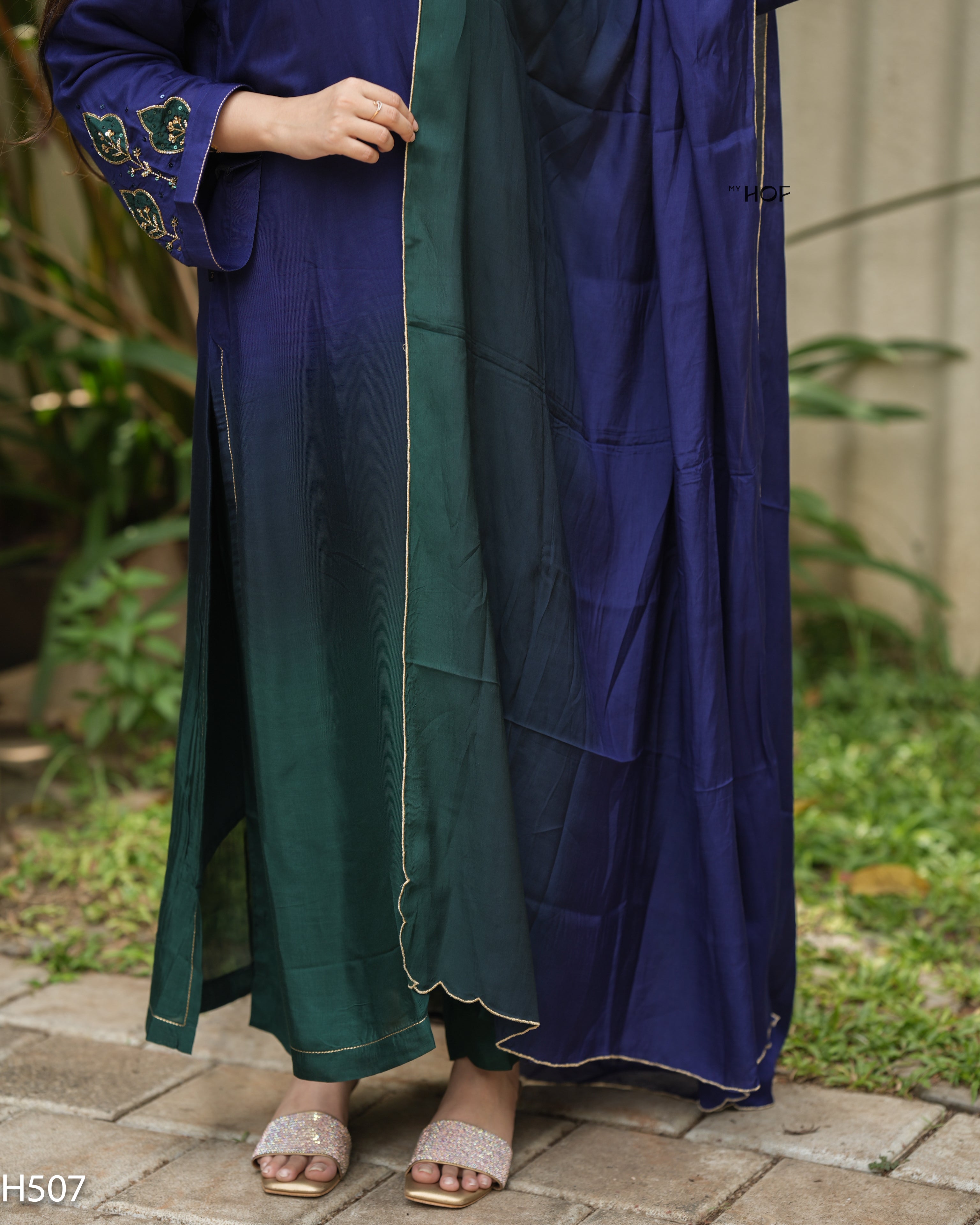 MY HOF Dual Shade Suit Set With Hand Embroidery In Muslin