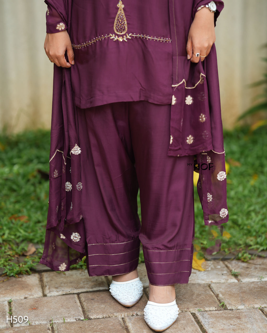 MY HOF Wine Farshi Salwar Set With Hand Embroidery In Crepe