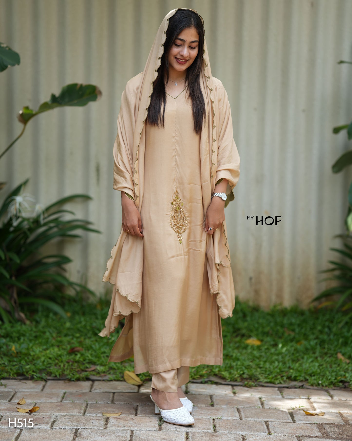 MY HOF Cream Suit Set With Hand Embroidery In Muslin