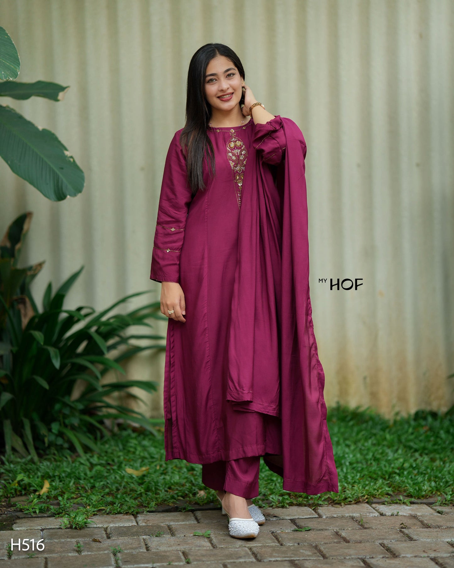 MY HOF Berry pink  Suit Set With Hand Embroidery In Muslin