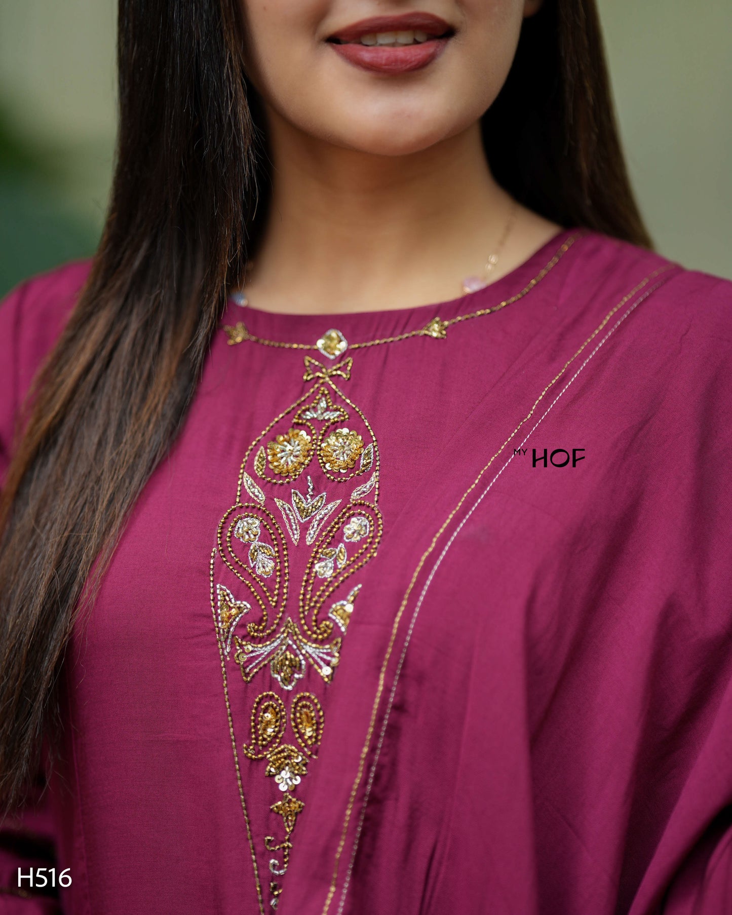 MY HOF Berry pink  Suit Set With Hand Embroidery In Muslin