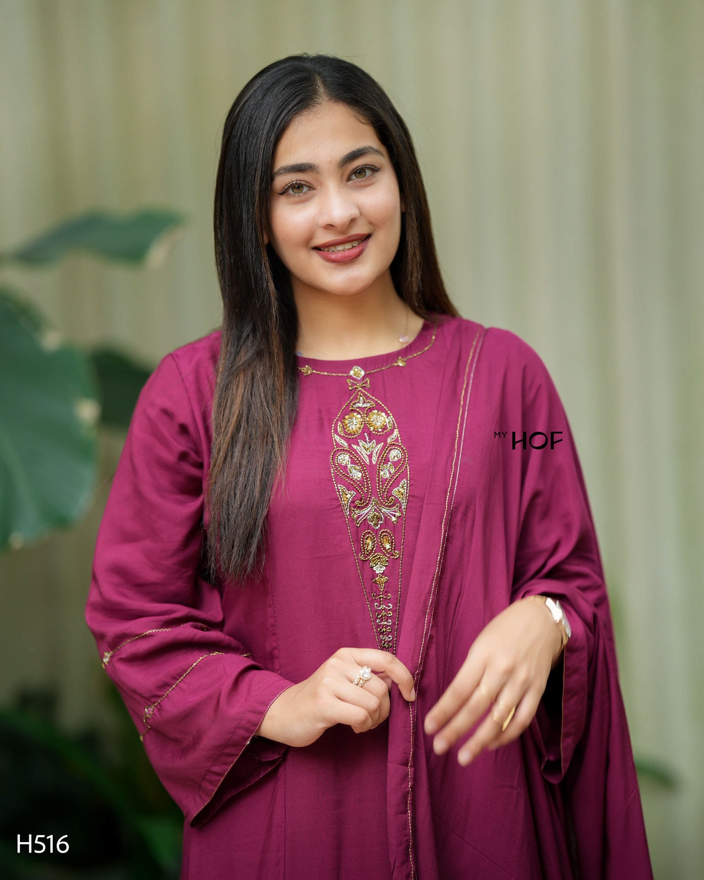 MY HOF Berry pink  Suit Set With Hand Embroidery In Muslin