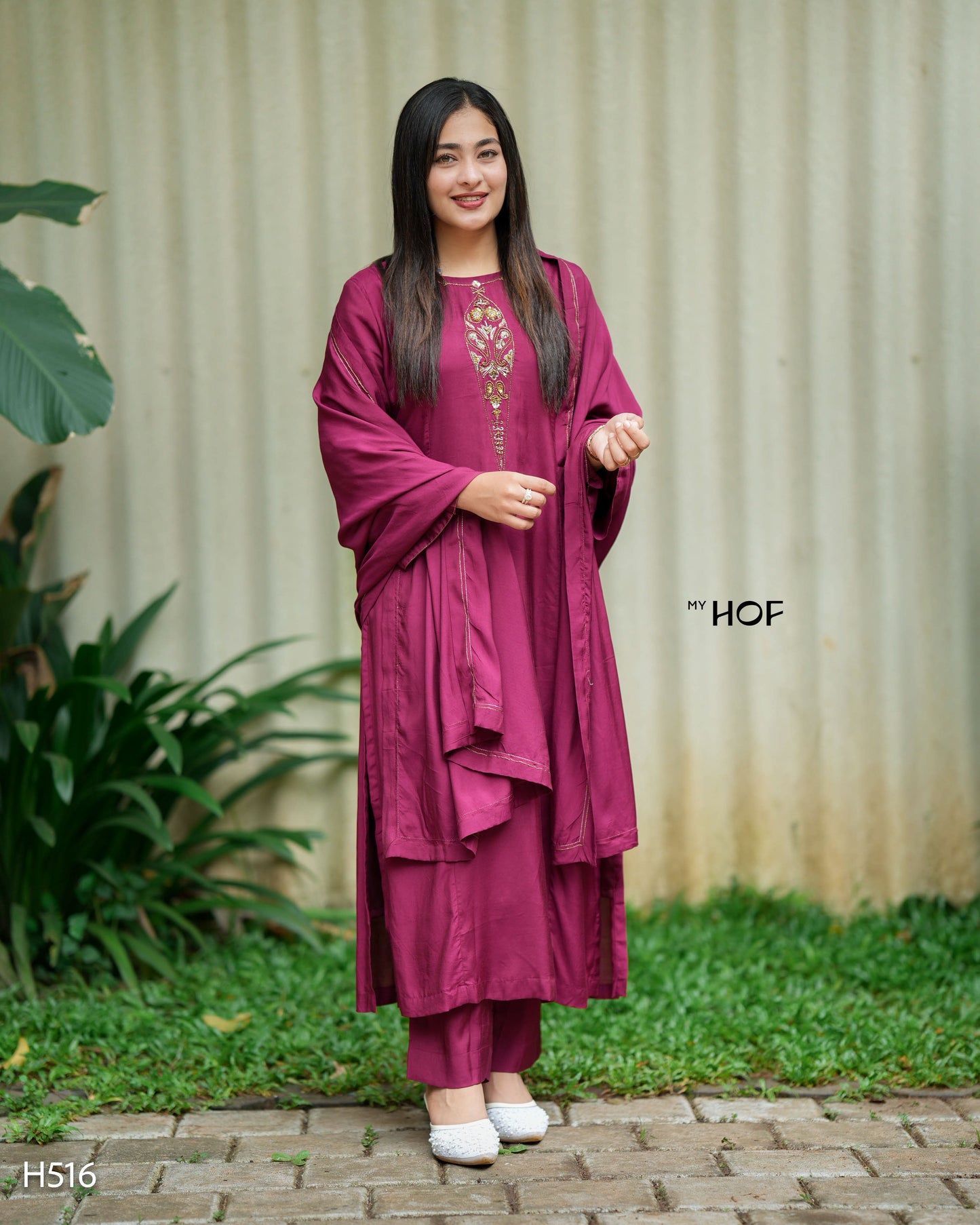 MY HOF Berry pink  Suit Set With Hand Embroidery In Muslin
