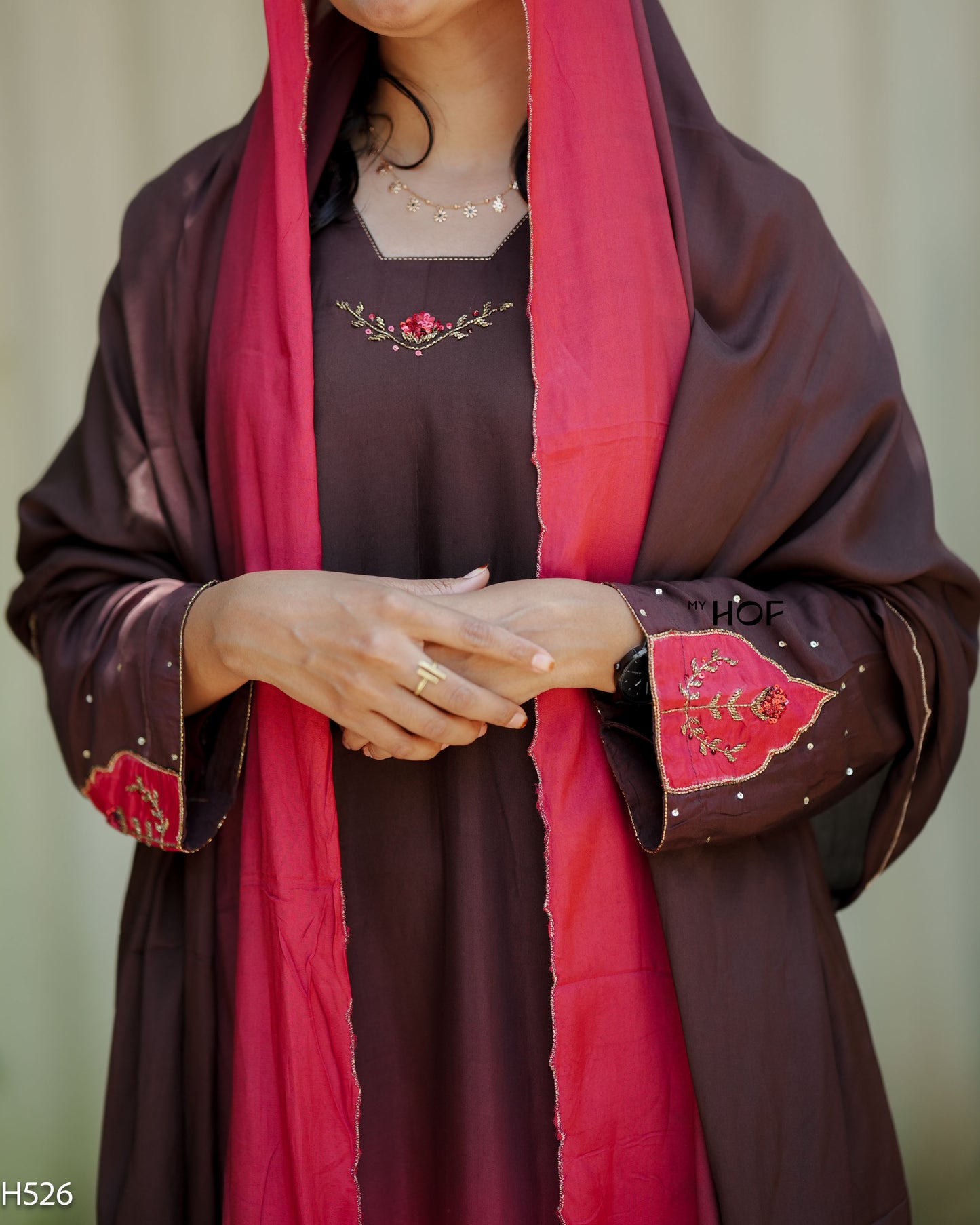 MY HOF Brown And Maroon Dual Shade Suit Set With Hand Embroidery In Muslin (H526)