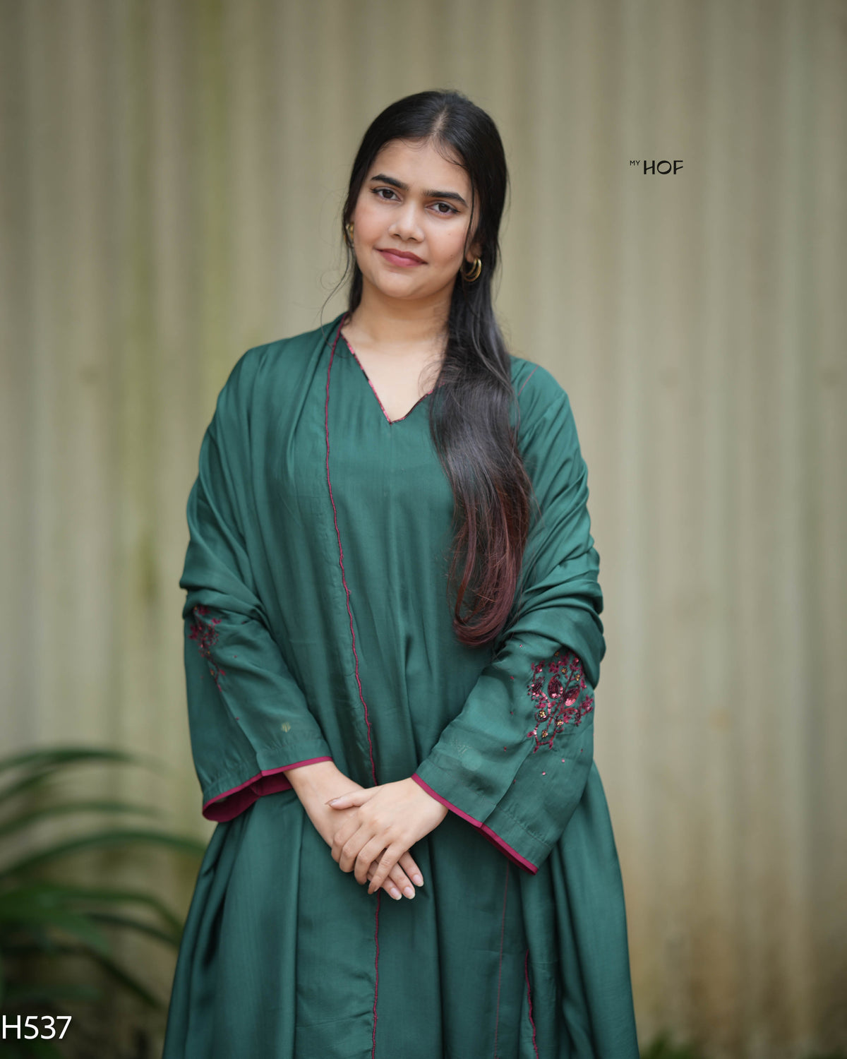 MY HOF Bottle Green Suit Set With Hand Embroidery In Crepe (H532)