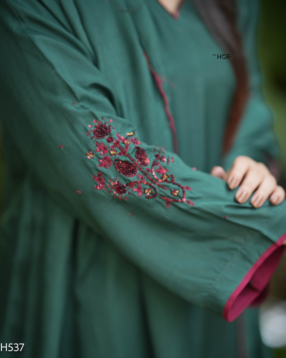 MY HOF Bottle Green Suit Set With Hand Embroidery In Crepe (H532)