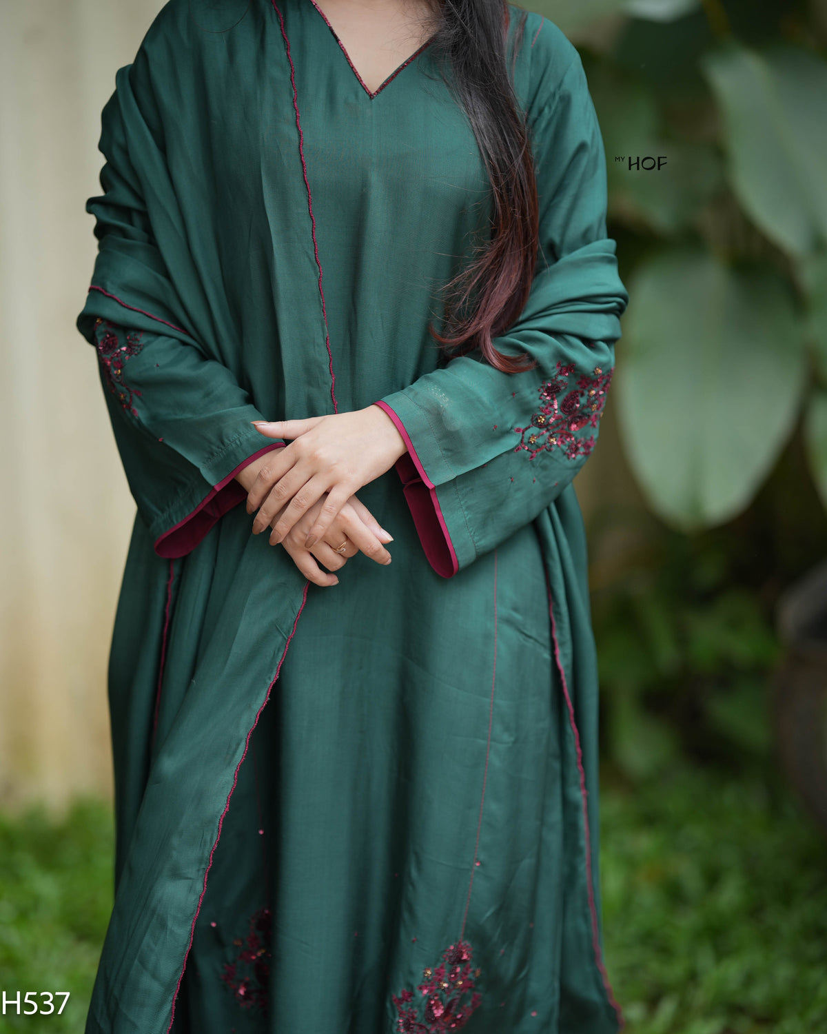 MY HOF Bottle Green Suit Set With Hand Embroidery In Crepe (H532)