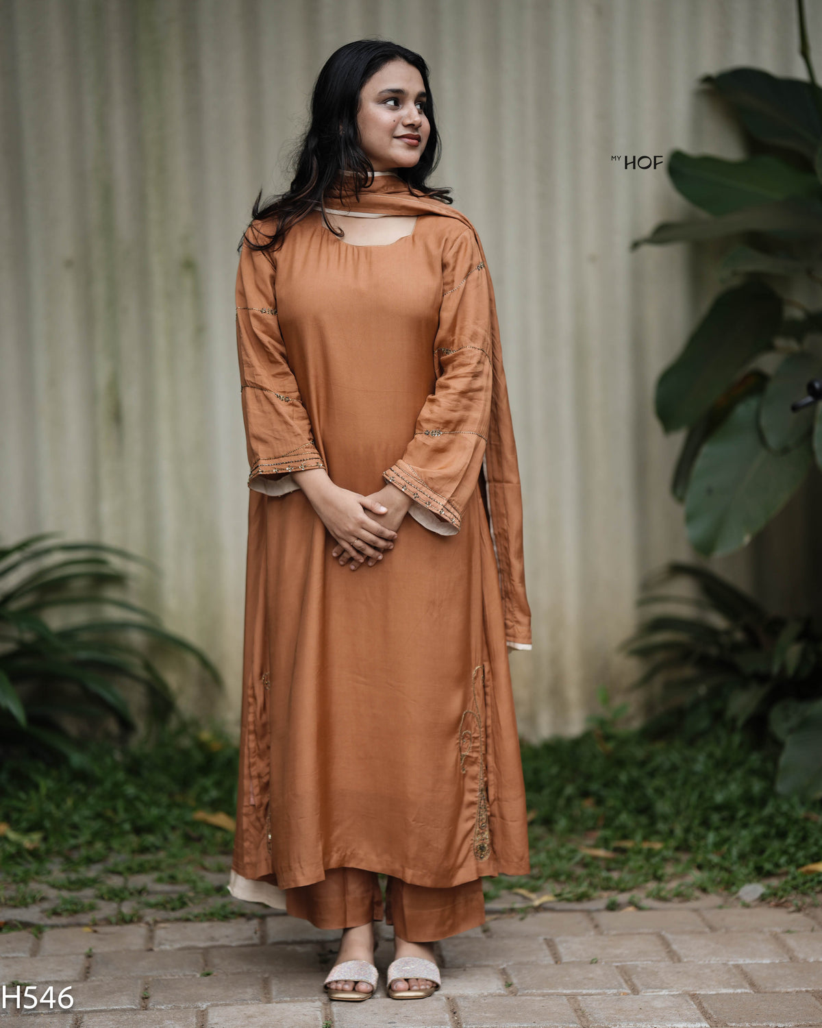 MY HOF Camel Brown Suit Set With Hand Embroidery In Muslin(H546)