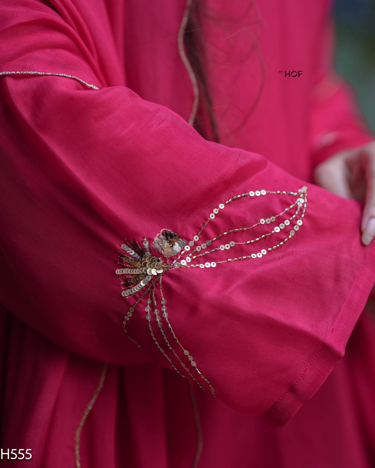 MyHof Rani Red Suit Set With Hand Embroidery In Crepe (H555)