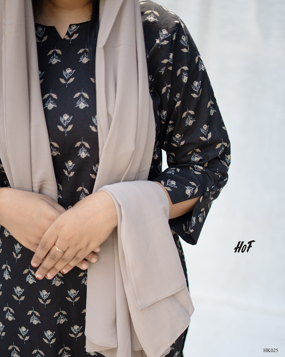 MyHof Black and Beige Digital Printed Casual Kurti In Cotton