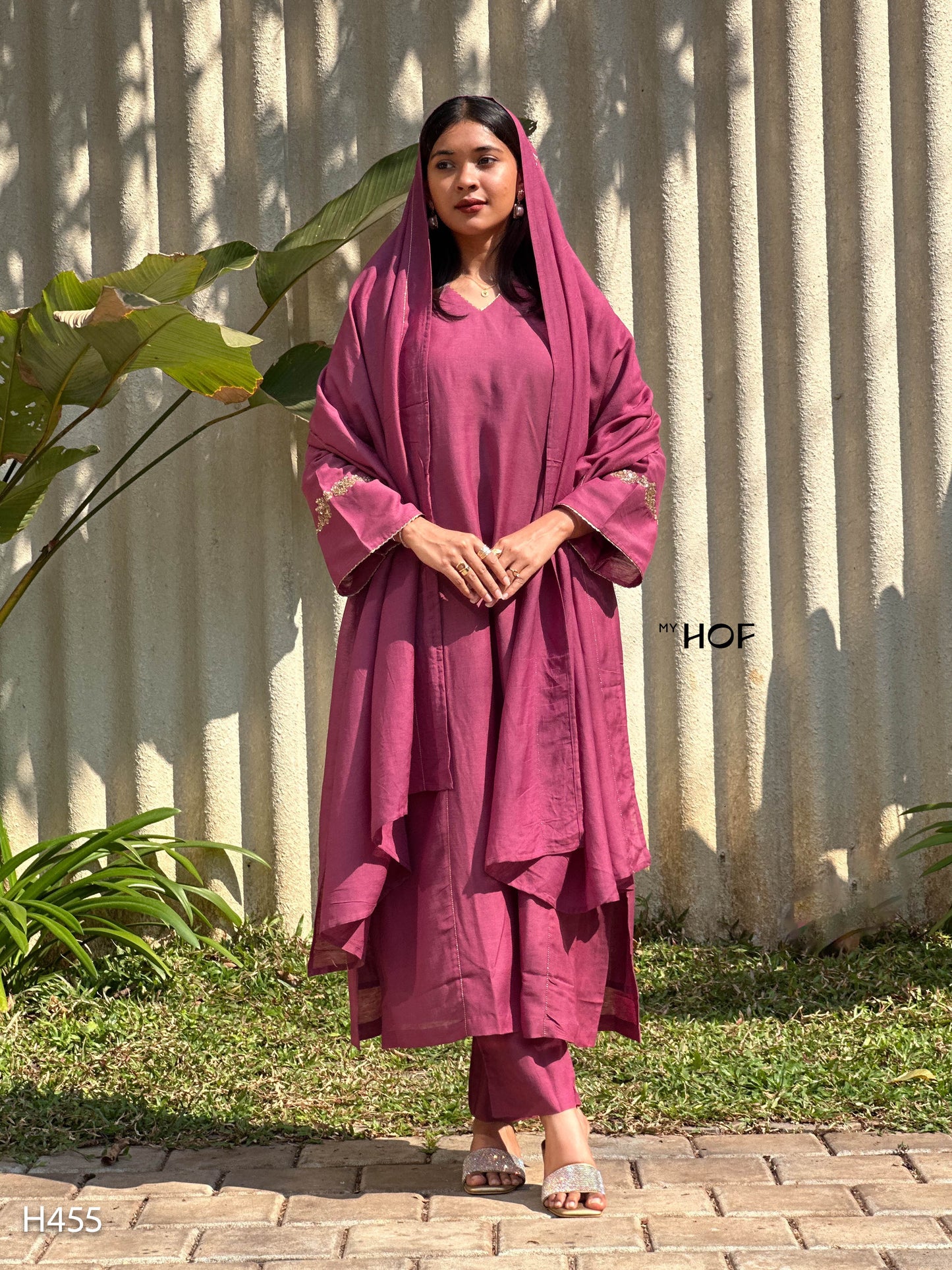 MY HOF Onion Pink Suit Set With Hand Embroidery In Linen